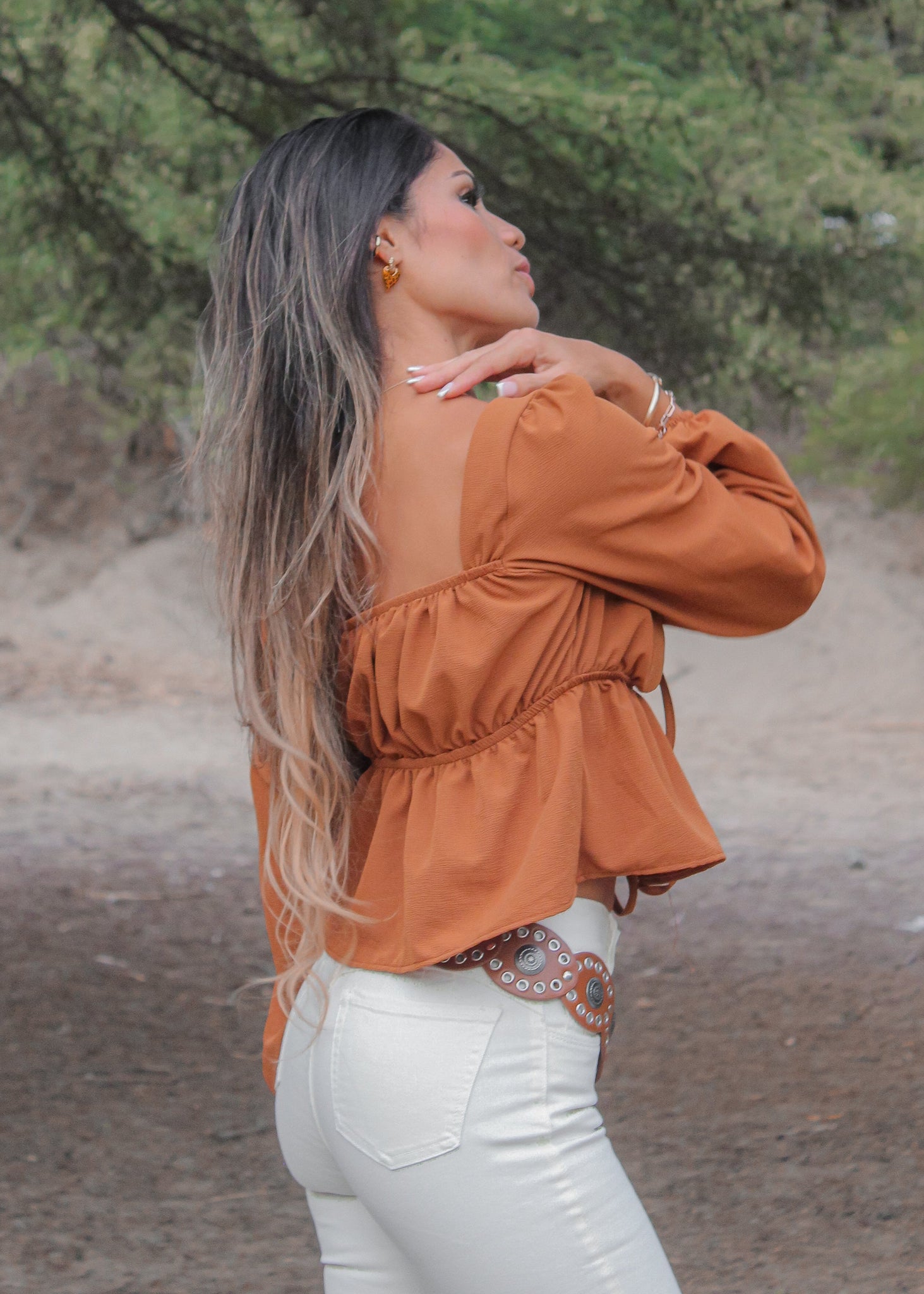 BLUSA PEPLUM - CAMEL