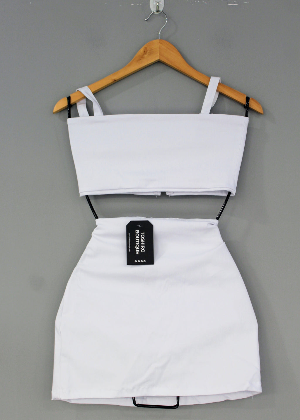 CONJUNTO TOSHIRO SIN APLICATIVOS - BLANCO