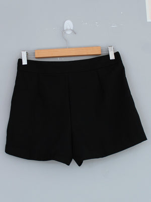 FALDA SHORT CHIC - NEGRO