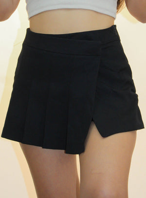 FALDA SHORT CHIC - NEGRO