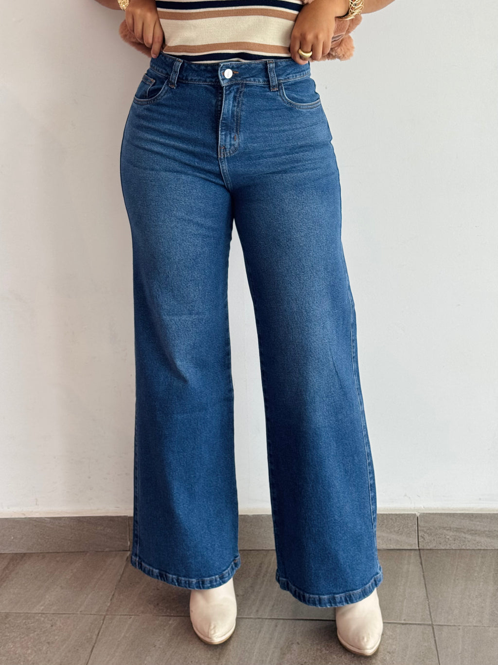WIDE LEG
