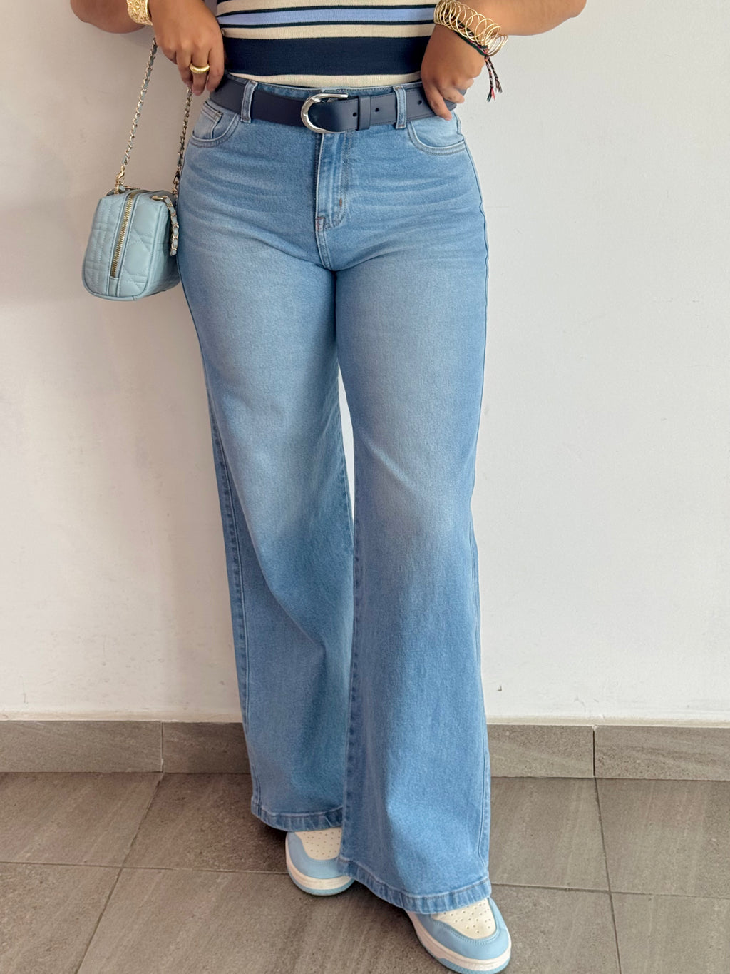 WIDE LEG