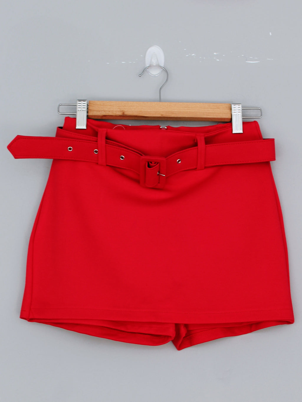 FALDA SHORT CORREA - ROJO