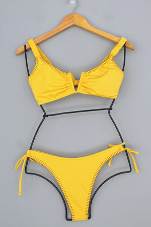 BIKINI BORD CON BORDADO - AMARILLO