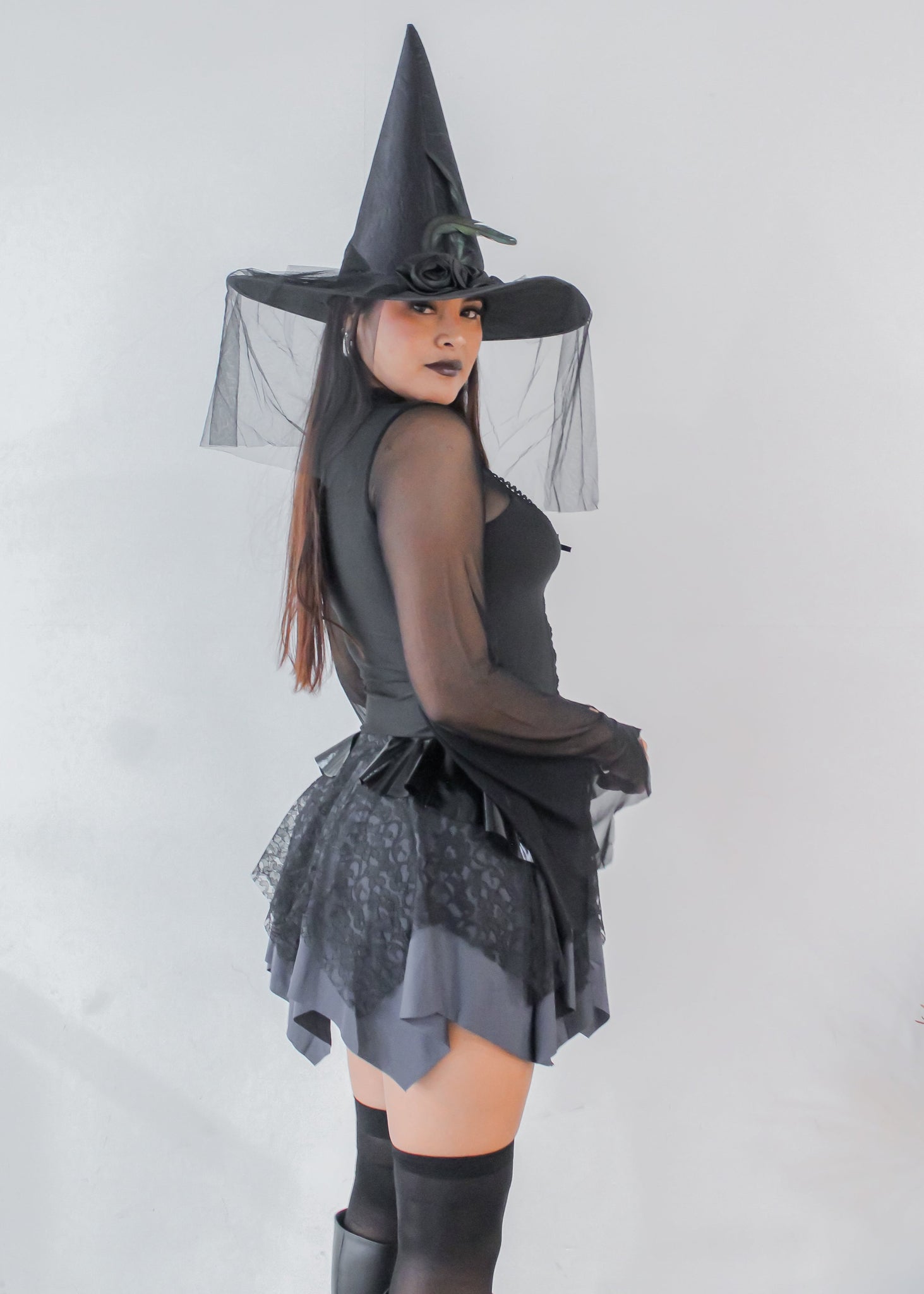 DISFRAZ BRUJA