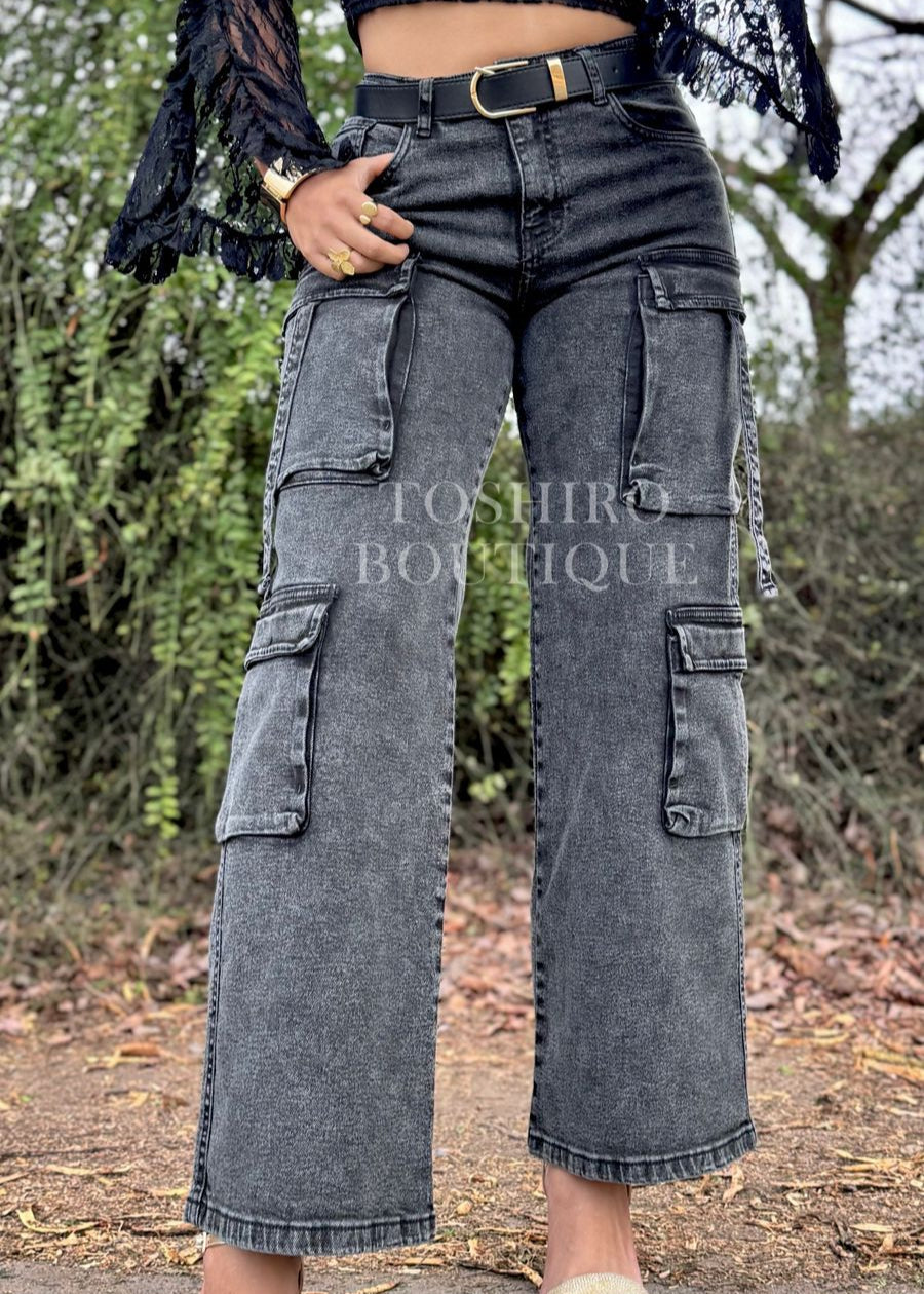 CARGO JEAN - NEGRO FOCALIZADO