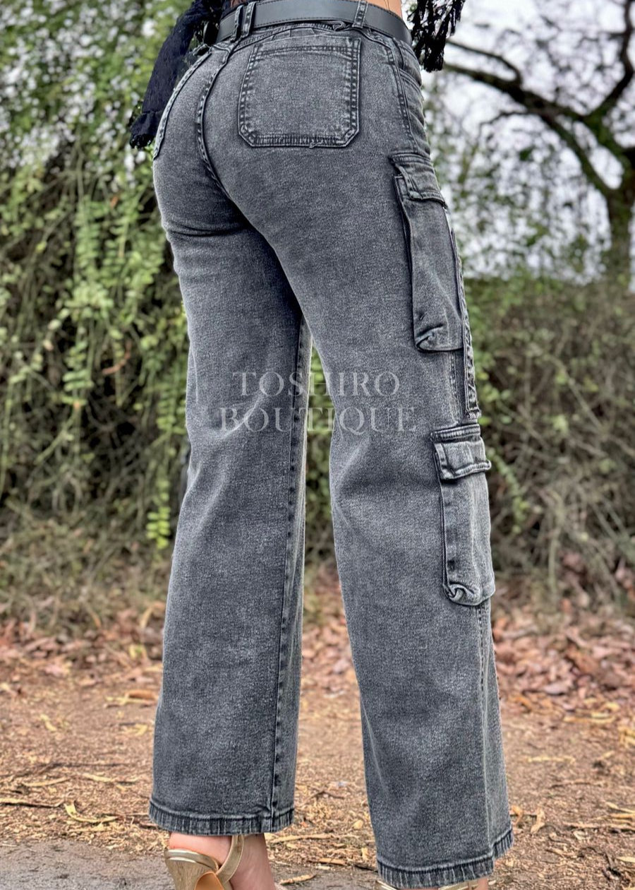 CARGO JEAN - NEGRO FOCALIZADO